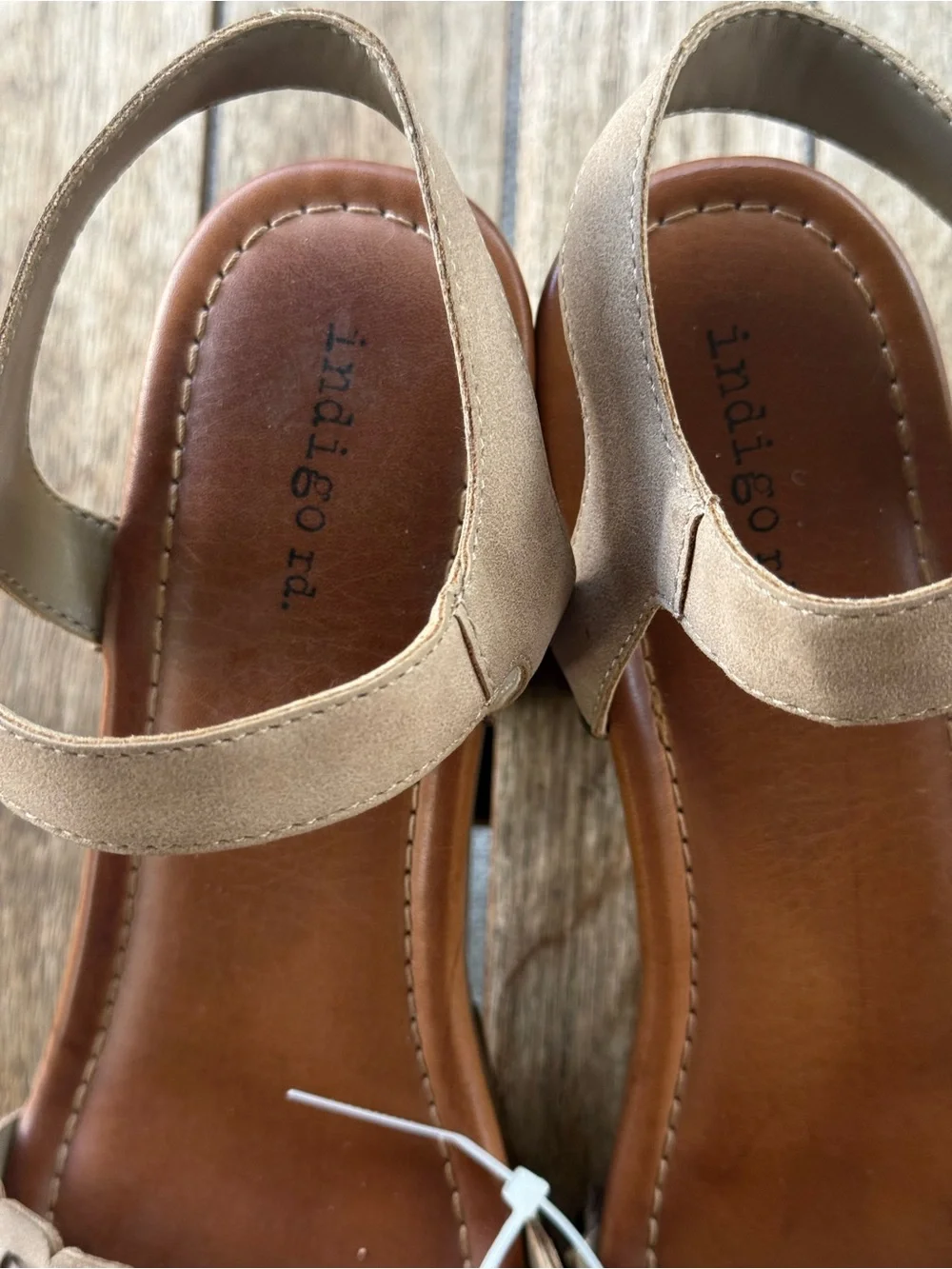 Indigo Rd Women’s Tan Woven Boho 8.5 Platform Sandals with Ankle Buckle NEW